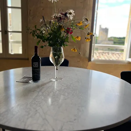 - L'escale Bigaroux Appartement